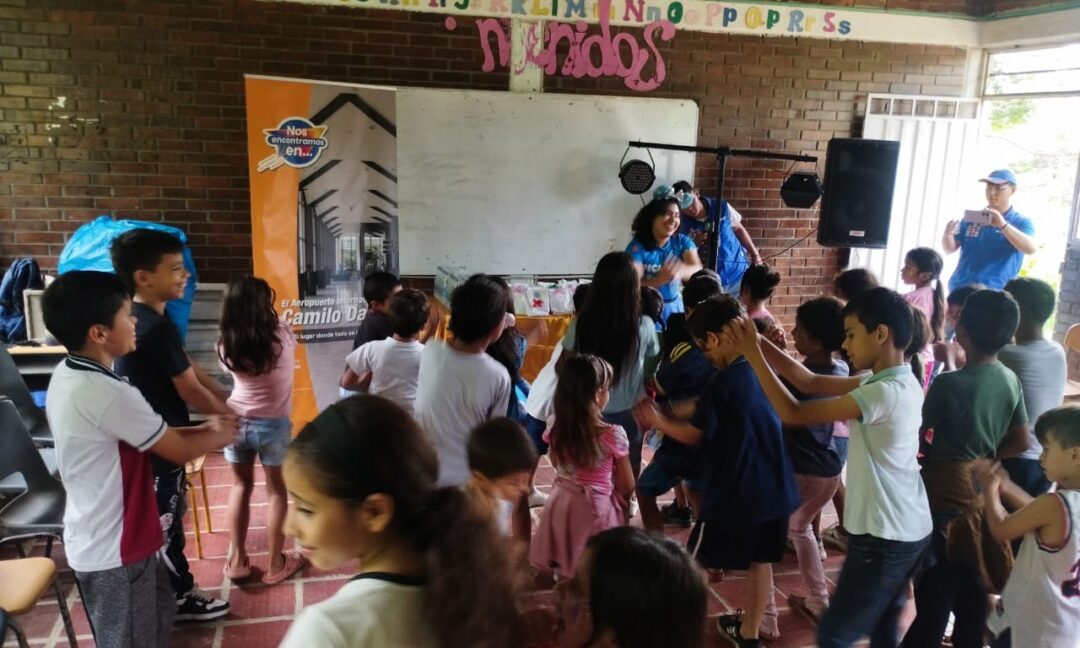 AEROPUERTOS DE ORIENTE CELEBRÓ EL DÍA DEL NIÑO EN LAS SEIS TERMINALES AÉREAS