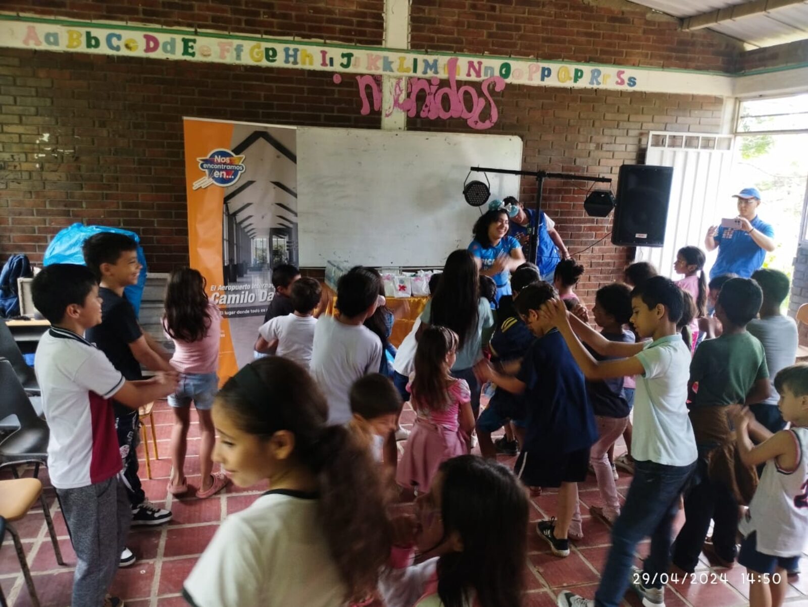 AEROPUERTOS DE ORIENTE CELEBRÓ EL DÍA DEL NIÑO EN LAS SEIS TERMINALES AÉREAS